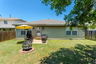 1573 Brookstone Dr, Little Elm, TX 75068 - Photo 6