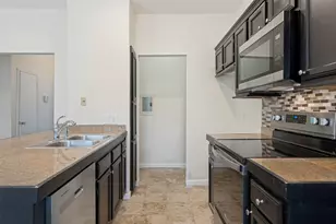 7340 Skillman St, Dallas, TX 75231 - Photo 8