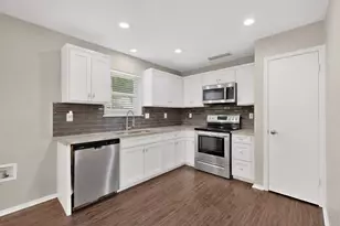 1620 Glenhill Ln, Lewisville, TX 75077 - Photo 14