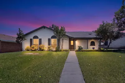 1620 Glenhill Lane, Lewisville, TX 75077 - Photo 2