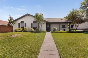1620 Glenhill Ln, Lewisville, TX 75077 - Photo 1