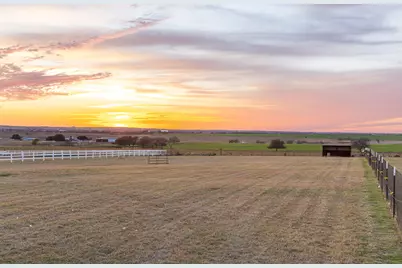 186 County Road 4430, Rhome, TX 76078 - Photo 40