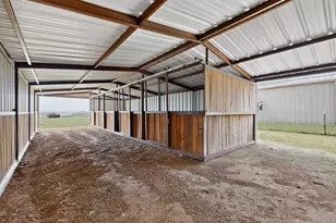 186 Co Rd 4430, Rhome, TX 76078 - Photo 36