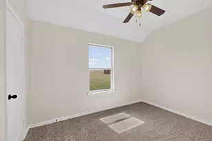 186 Co Rd 4430, Rhome, TX 76078 - Photo 32