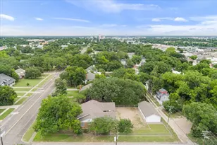 2824 Washington Ave, Waco, TX 76710 - Photo 2