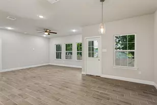 5520 Goodman Ave, Fort Worth, TX 76107 - Photo 10