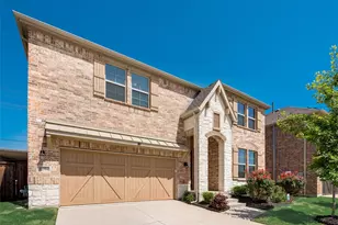 17394 Yellow Bells Dr, Dallas, TX 75252 - Photo 2