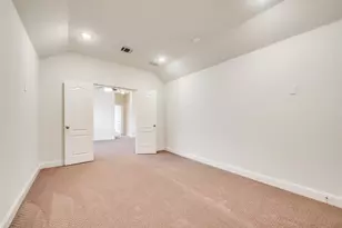 17394 Yellow Bells Dr, Dallas, TX 75252 - Photo 38