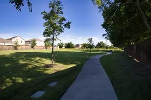 605 Grenada Lk Dr, Princeton, TX 75407 - Photo 34