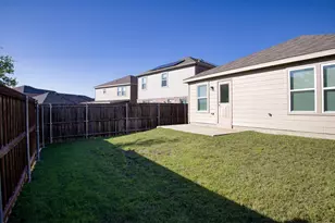 605 Grenada Lk Dr, Princeton, TX 75407 - Photo 32