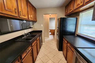 7604 Bridges Ave, Richland Hills, TX 76118 - Photo 6