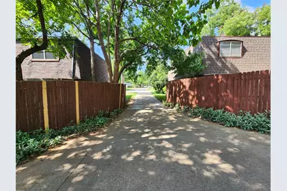 7604 Bridges Avenue #B, Richland Hills, TX 76118 - Photo 26