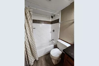 7604 Bridges Avenue #B, Richland Hills, TX 76118 - Photo 20