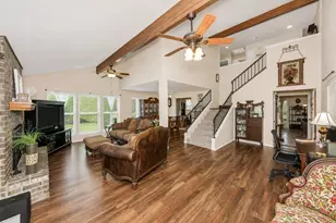 9129 Timber Oaks Dr, Fort Worth, TX 76179 - Photo 6