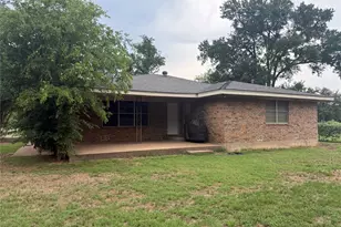 1012 Holden St, Glen Rose, TX 76043 - Photo 6