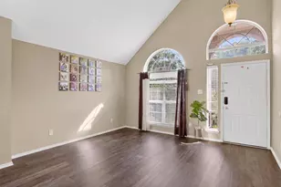 10115 Andre Dr, Irving, TX 75063 - Photo 10