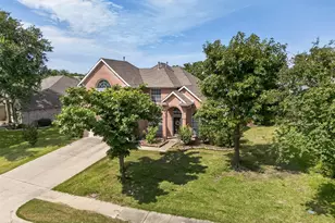 10115 Andre Dr, Irving, TX 75063 - Photo 6