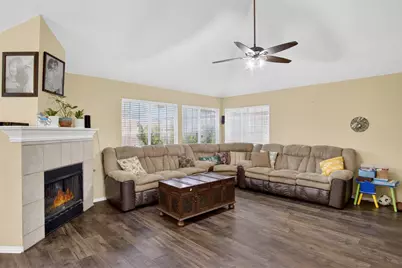 10115 Andre Drive, Irving, TX 75063 - Photo 8