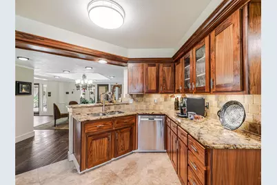 6120 Preston Creek Drive, Dallas, TX 75240 - Photo 14
