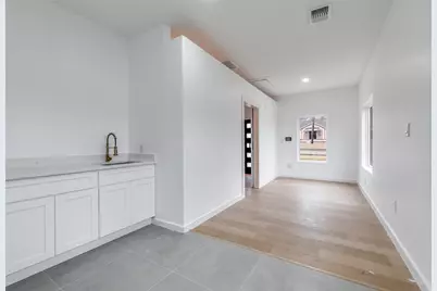 1739 Marfa Avenue, Dallas, TX 75216 - Photo 8