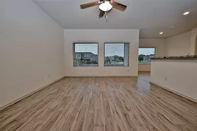 7041 Seton Hall Drive, Fort Worth, TX 76120 - Photo 16