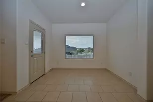 7041 Seton Hall Dr, Fort Worth, TX 76120 - Photo 12
