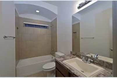 7041 Seton Hall Drive, Fort Worth, TX 76120 - Photo 28