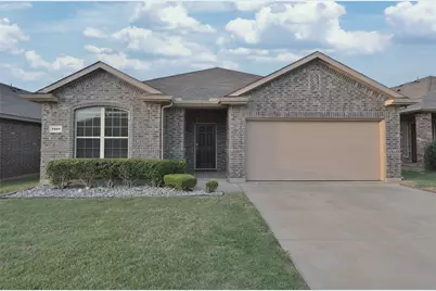 7041 Seton Hall Drive, Fort Worth, TX 76120 - Photo 1