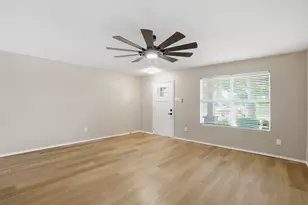 2900 Wakecrest Dr, Fort Worth, TX 76108 - Photo 4