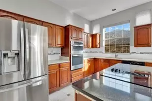 7132 Sample Dr, The Colony, TX 75056 - Photo 6