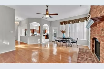 7132 Sample Drive, The Colony, TX 75056 - Photo 10
