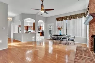 7132 Sample Dr, The Colony, TX 75056 - Photo 10
