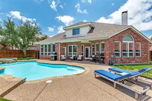 9125 Parson Dr, Lantana, TX 76226 - Photo 2