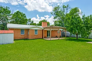 3023 Topaz Ln, Farmers Branch, TX 75234 - Photo 12