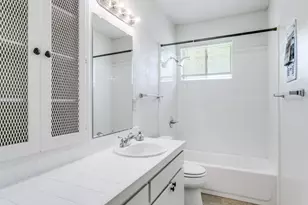 3023 Topaz Ln, Farmers Branch, TX 75234 - Photo 10