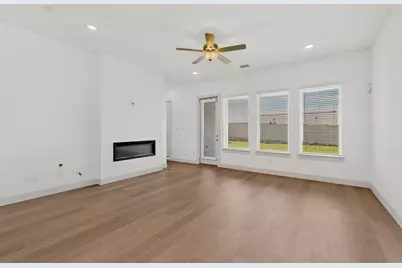 4013 Chastetree Lane, McKinney, TX 75071 - Photo 8