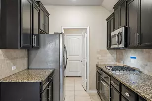 10016 Kemah Pl, McKinney, TX 75071 - Photo 6