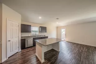433 Rose Ave, Cleburne, TX 76033 - Photo 10