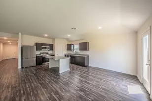 433 Rose Ave, Cleburne, TX 76033 - Photo 8