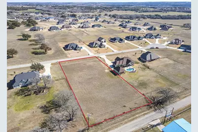 209 Maverick Court, Granbury, TX 76049 - Photo 14