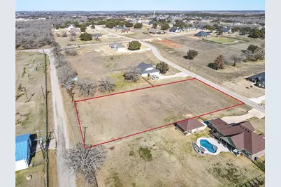 209 Maverick Court, Granbury, TX 76049 - Photo 12