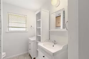 8619 Banff Dr, Dallas, TX 75243 - Photo 6