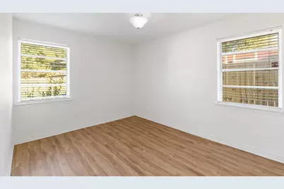 8619 Banff Drive, Dallas, TX 75243 - Photo 2