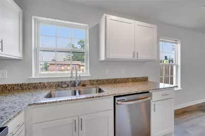 1739 McBroom Street, Dallas, TX 75212 - Photo 12