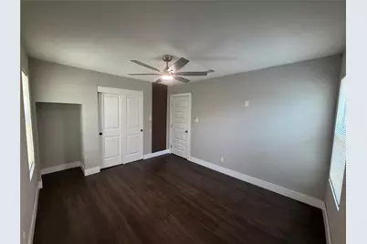 231 Elm Street, Hurst, TX 76053 - Photo 14