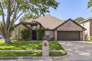 1718 Falcon Dr, Corinth, TX 76210 - Photo 4
