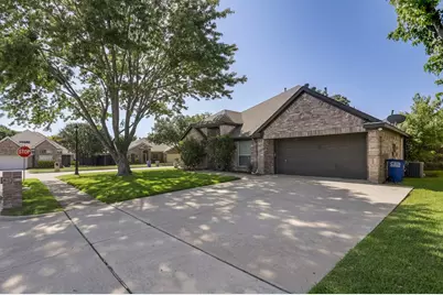 1718 Falcon Drive, Corinth, TX 76210 - Photo 6
