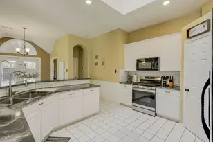 1718 Falcon Dr, Corinth, TX 76210 - Photo 24