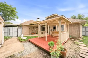 2058 Hillshire Dr, Lewisville, TX 75067 - Photo 32
