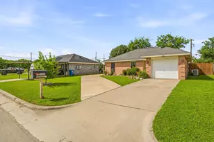128 Liesa St, Alvarado, TX 76009 - Photo 4